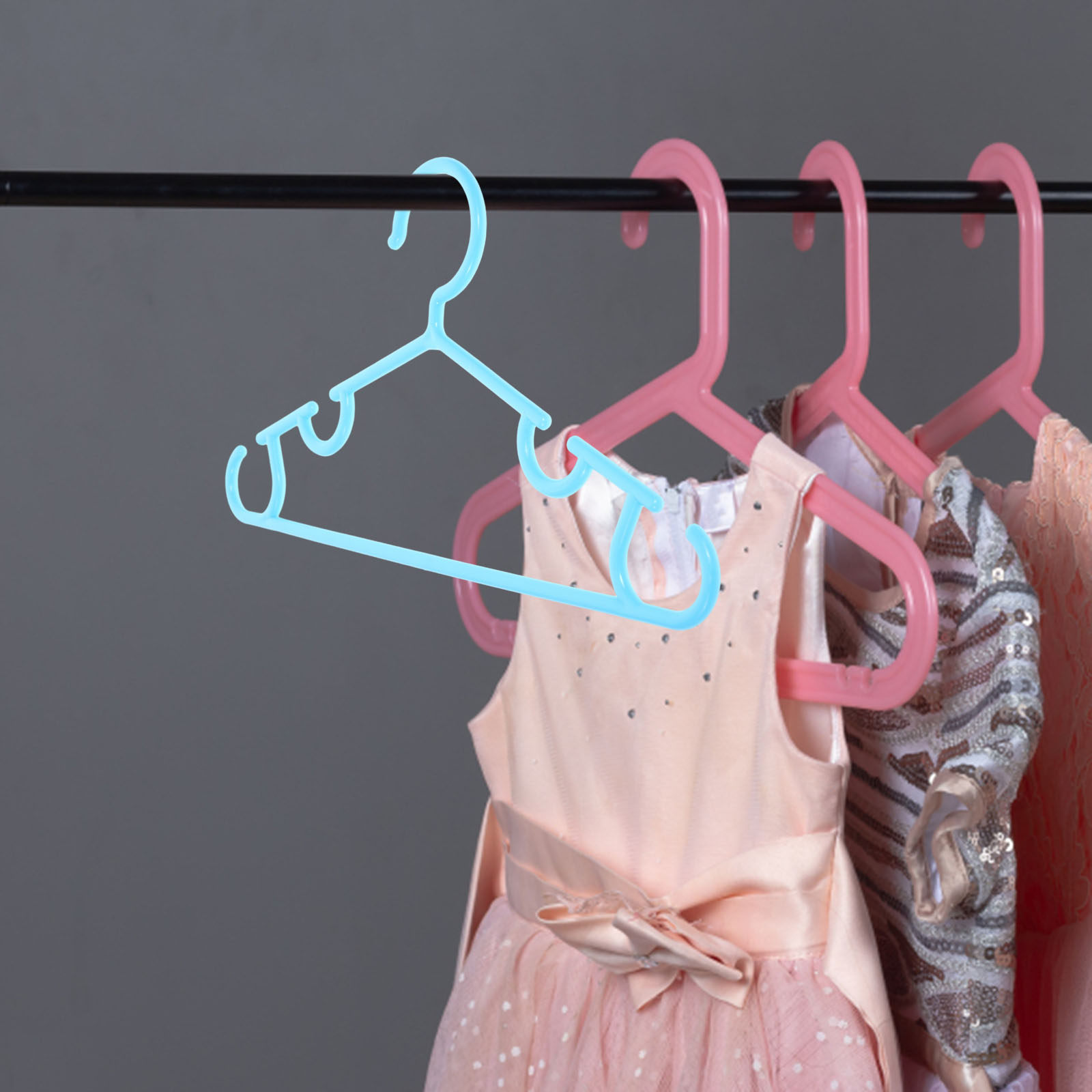 10 stuks antislip babykledingh - Closet Organizer Baby recensie en prijs